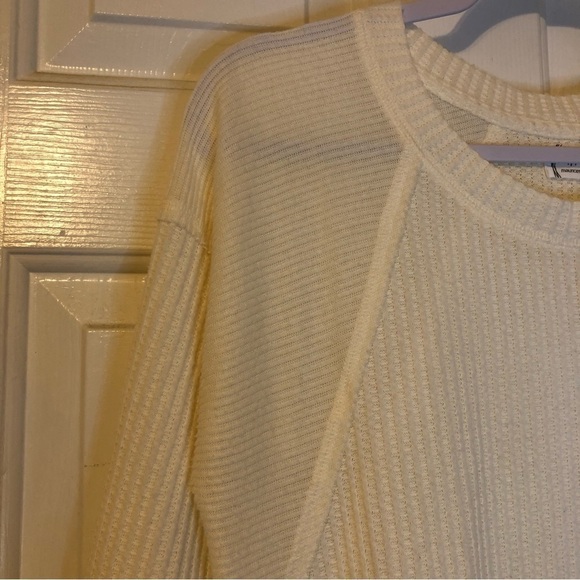 24/7 Maurice’s Womens Soft Wayside Waffle Knot Ecru/Cream Tunic Size Small - Picture 4 of 13